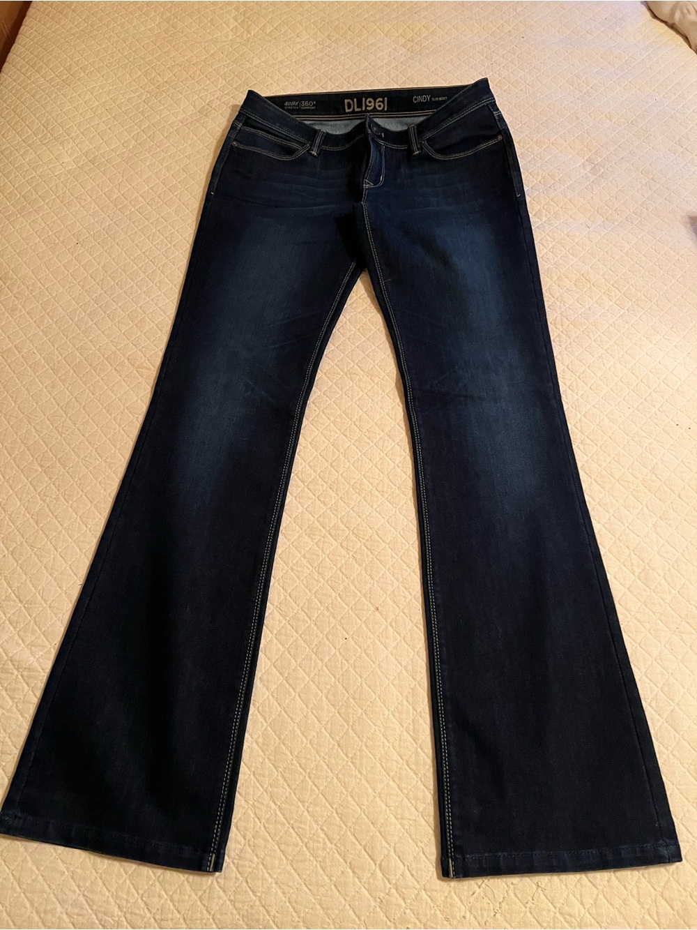 DL1961 Womens Dark Indigo Boot-Cut Jeans